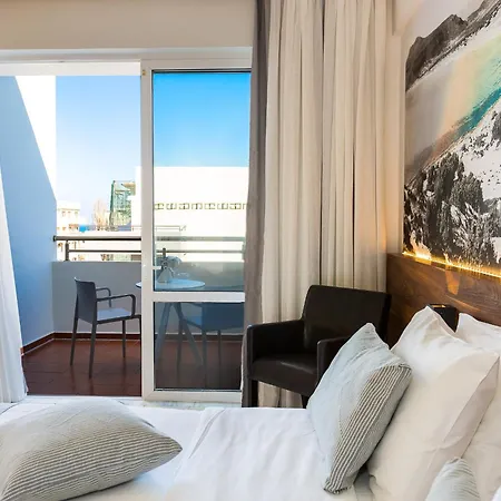 Atrium Ambiance (adults Only)