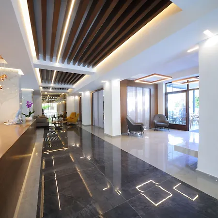 Hotel Atrium Ambiance