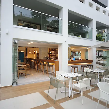 Atrium Ambiance Hotel 4*