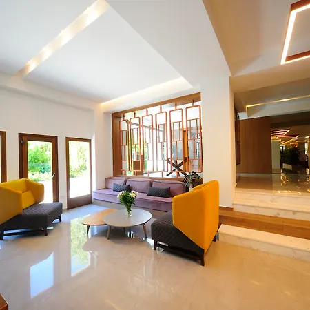 Atrium Ambiance (adults Only)