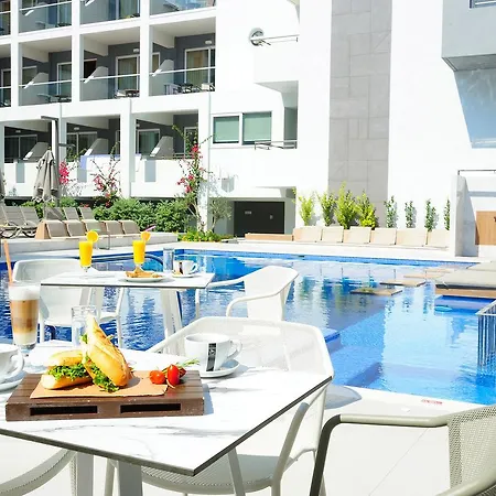 Atrium Ambiance (adults Only) 호텔 4*