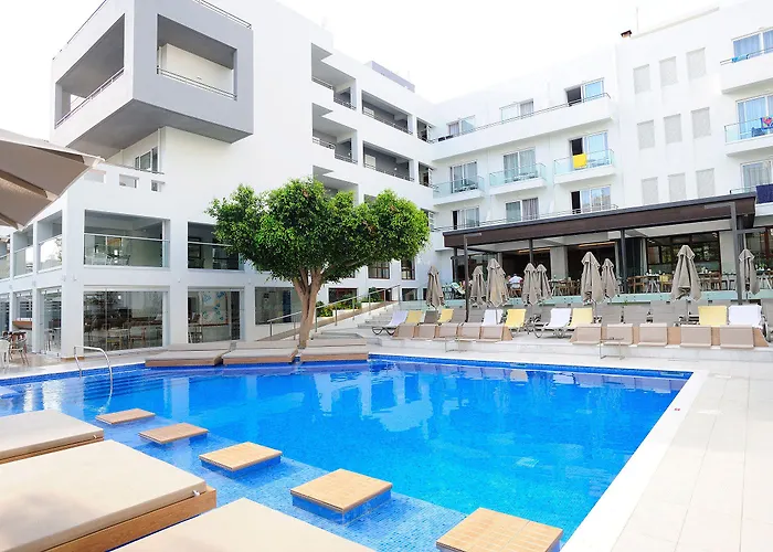 Atrium Ambiance (adults Only)