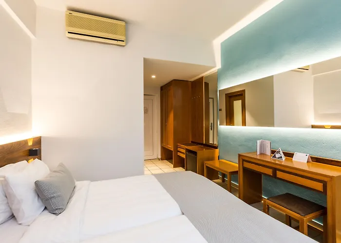 Atrium Ambiance (adults Only)